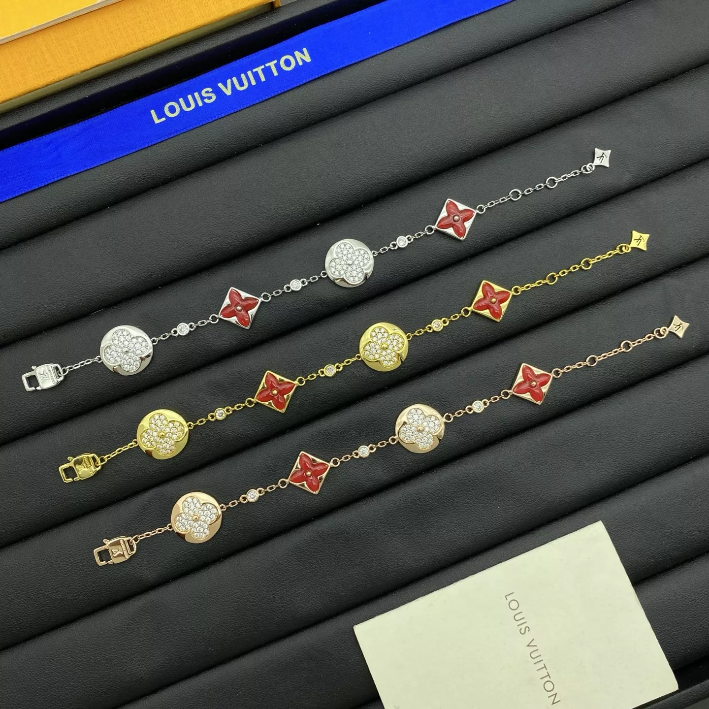 Breathable 548 Louis Vuitton LV Bracelets