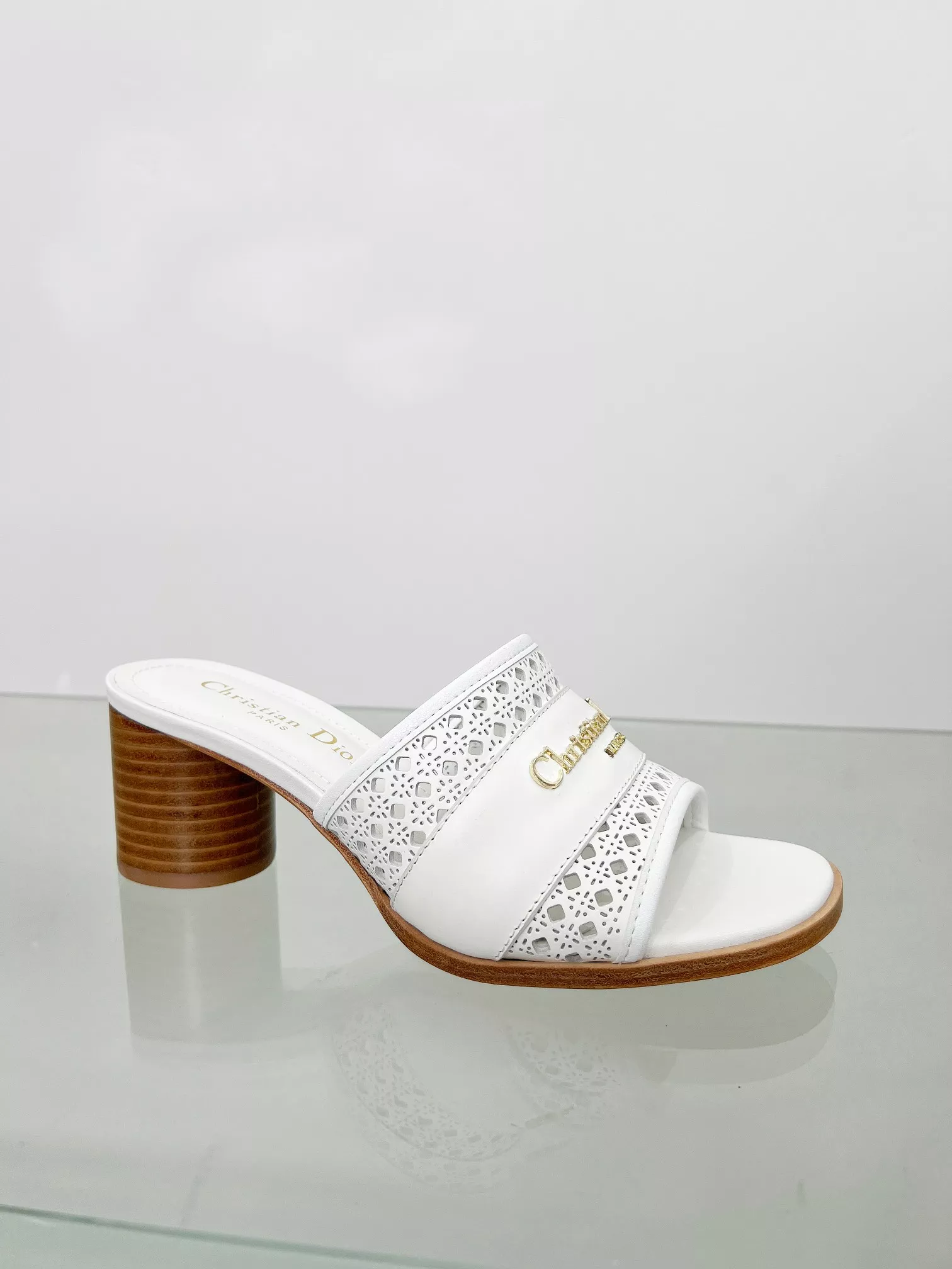 Breathable 5639 Christian Dior Slippers For Women