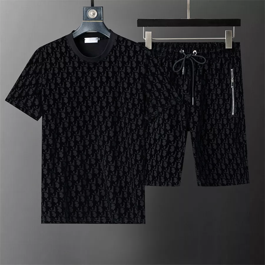Breathable 5699 Christian Dior Tracksuits Short Sleeved For Men