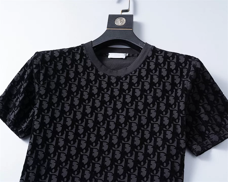 Breathable 5699 Christian Dior Tracksuits Short Sleeved For Men