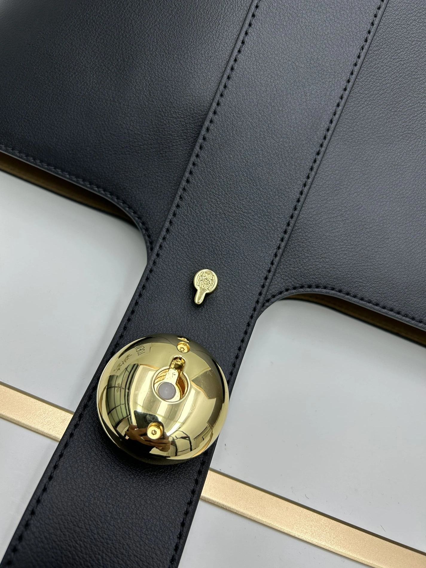 Breathable 5806 LOEWE AAA Quality Messenger Bags For Women