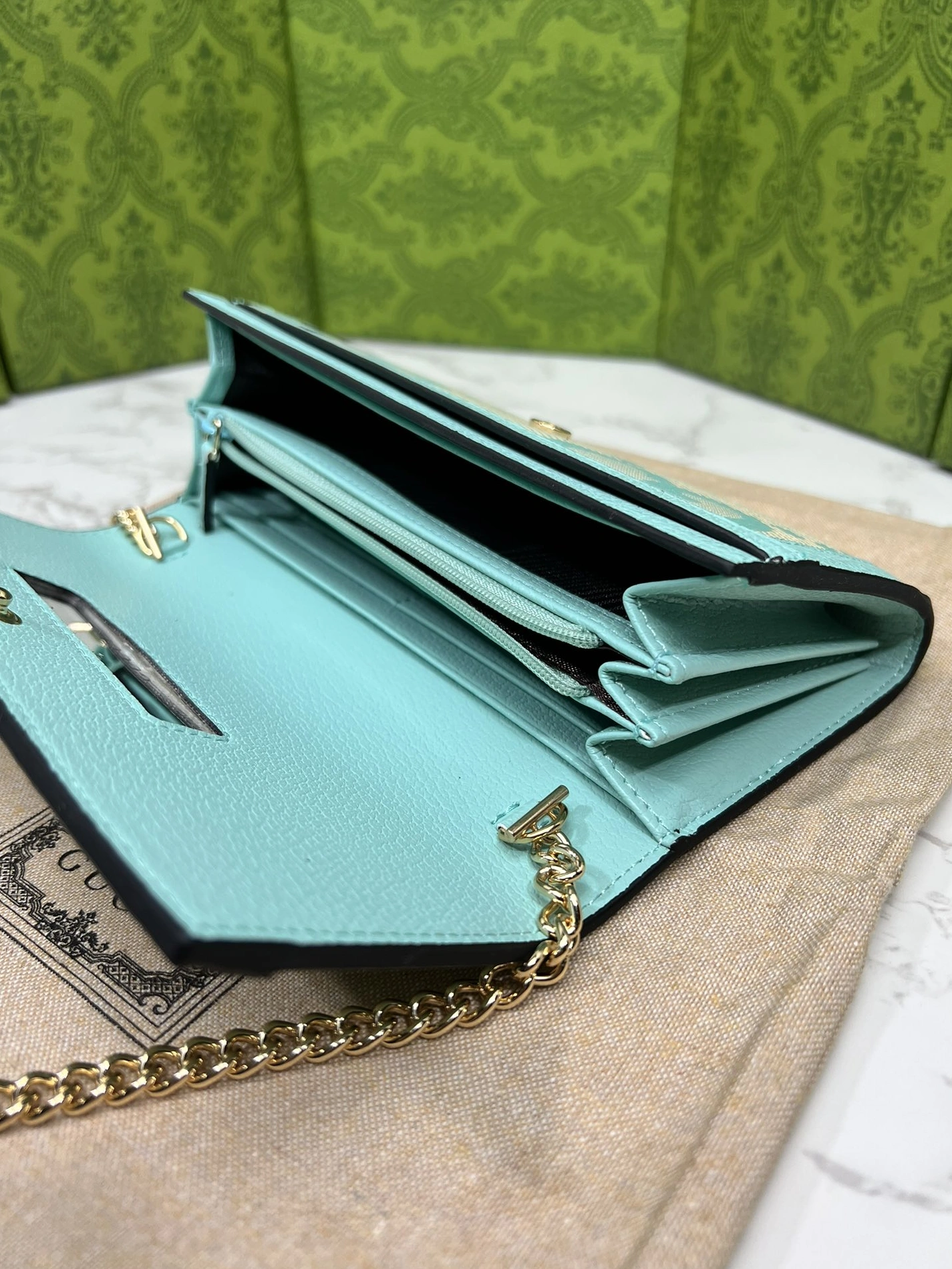 Breathable 5881 Gucci AAA Quality Wallets For Women
