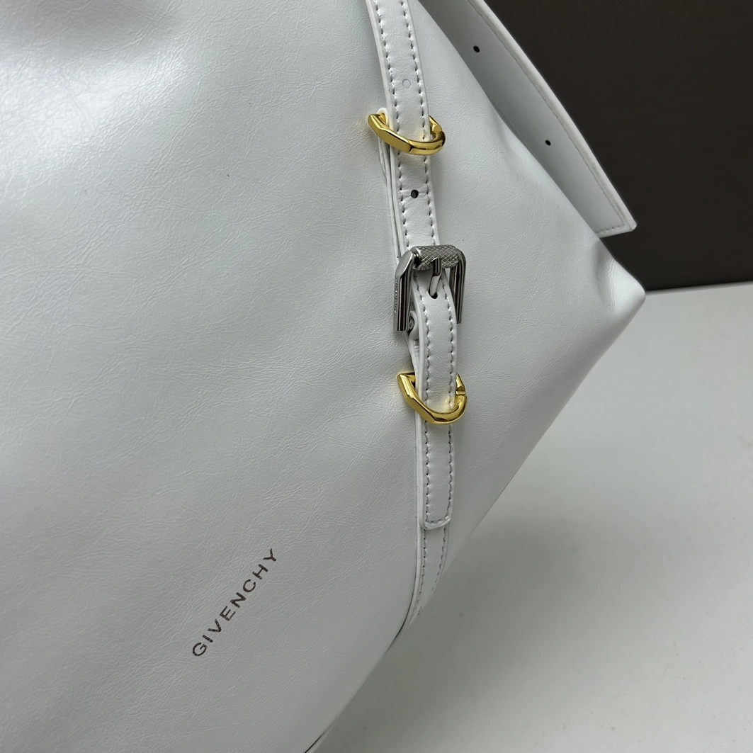 Breathable 6055 Givenchy AAA Quality Shoulder Bags For Women