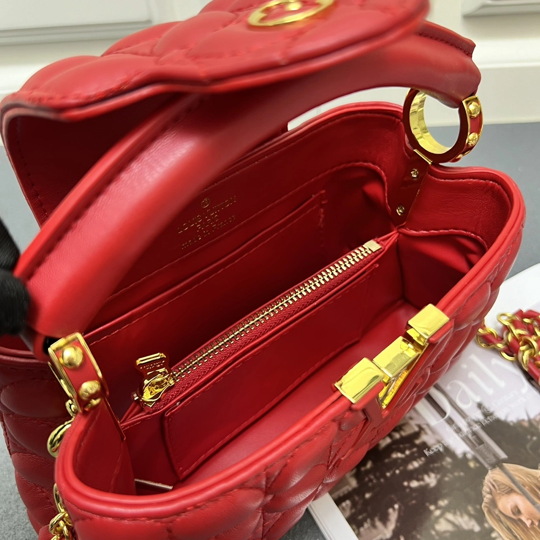 Breathable 6087 Louis Vuitton AAA Quality Messenger Bags For Women