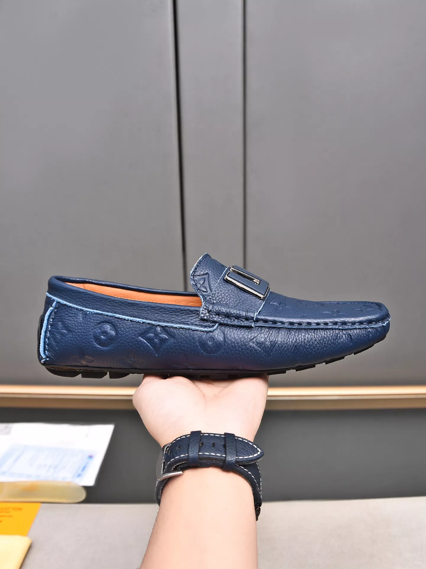 Breathable 6111 Louis Vuitton LV Oxfords Shoes For Women