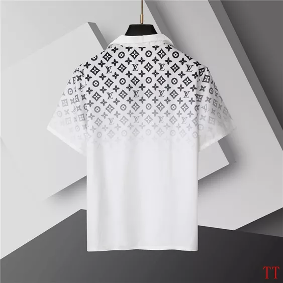 Breathable 6306 Louis Vuitton LV Tracksuits Short Sleeved For Men