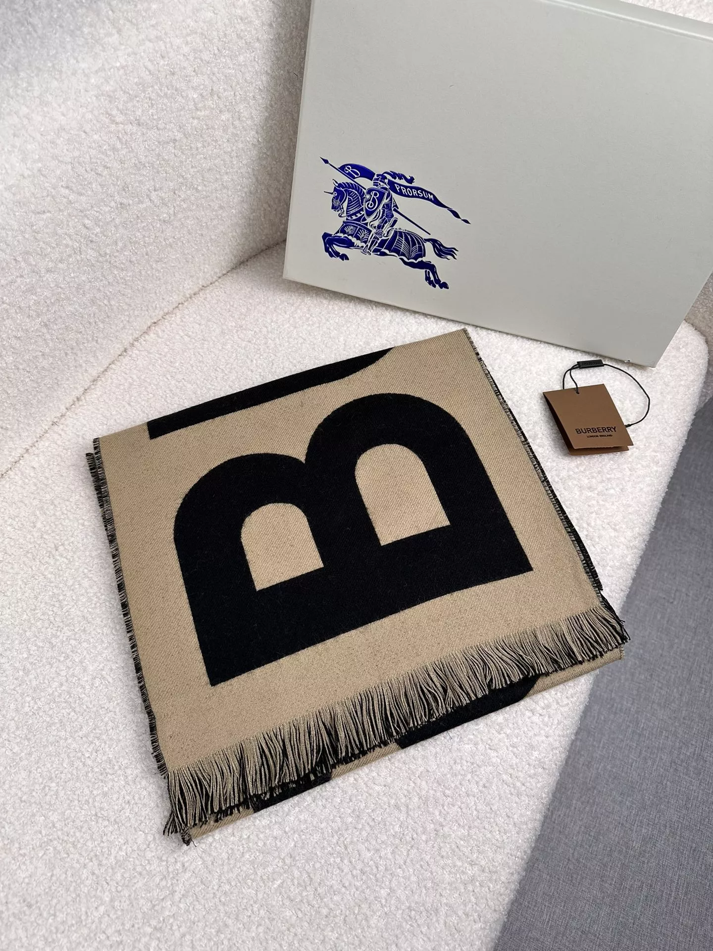 Breathable 6560 Burberry Scarf For Unisex