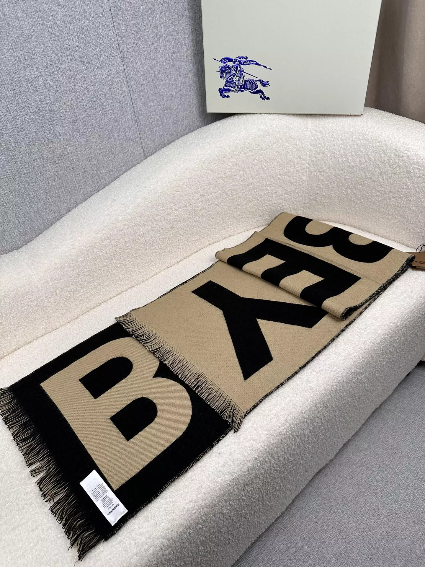 Breathable 6560 Burberry Scarf For Unisex