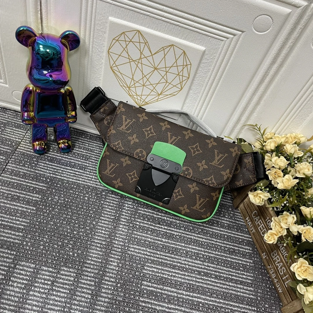 Breathable 6580 Louis Vuitton LV AAA Quality Belt Bags