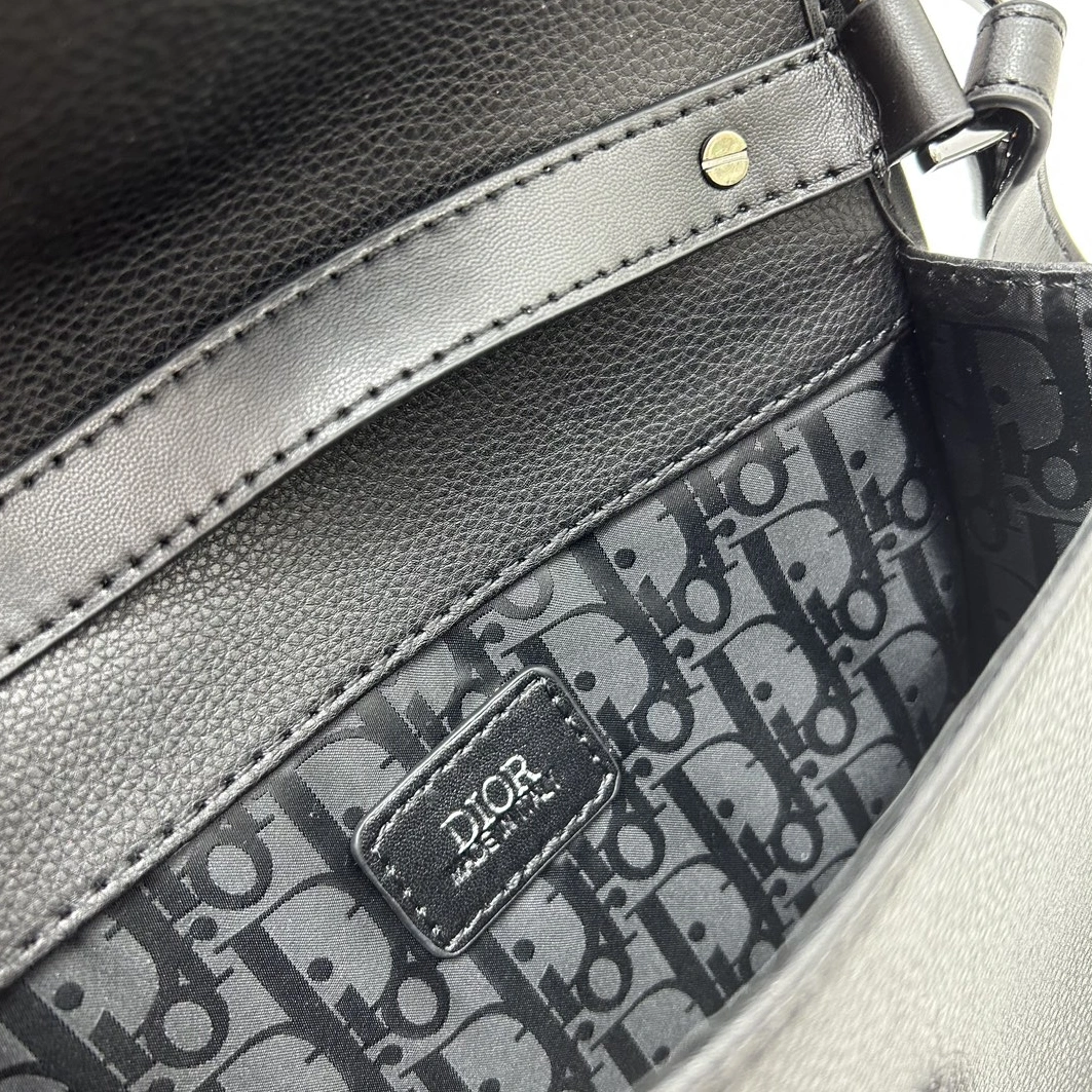 Breathable 6690 Christian Dior AAA Quality Messenger Bags For Unisex