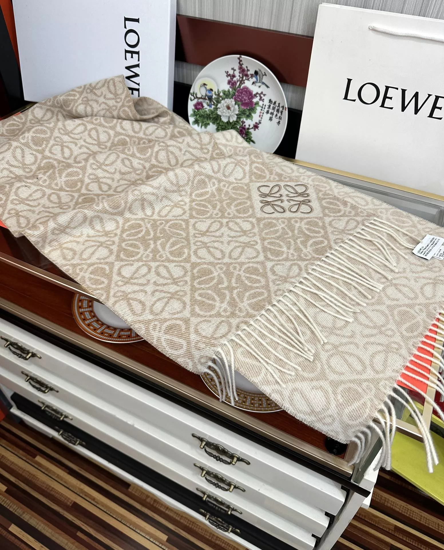 Breathable 6902 LOEWE Scarf For Unisex