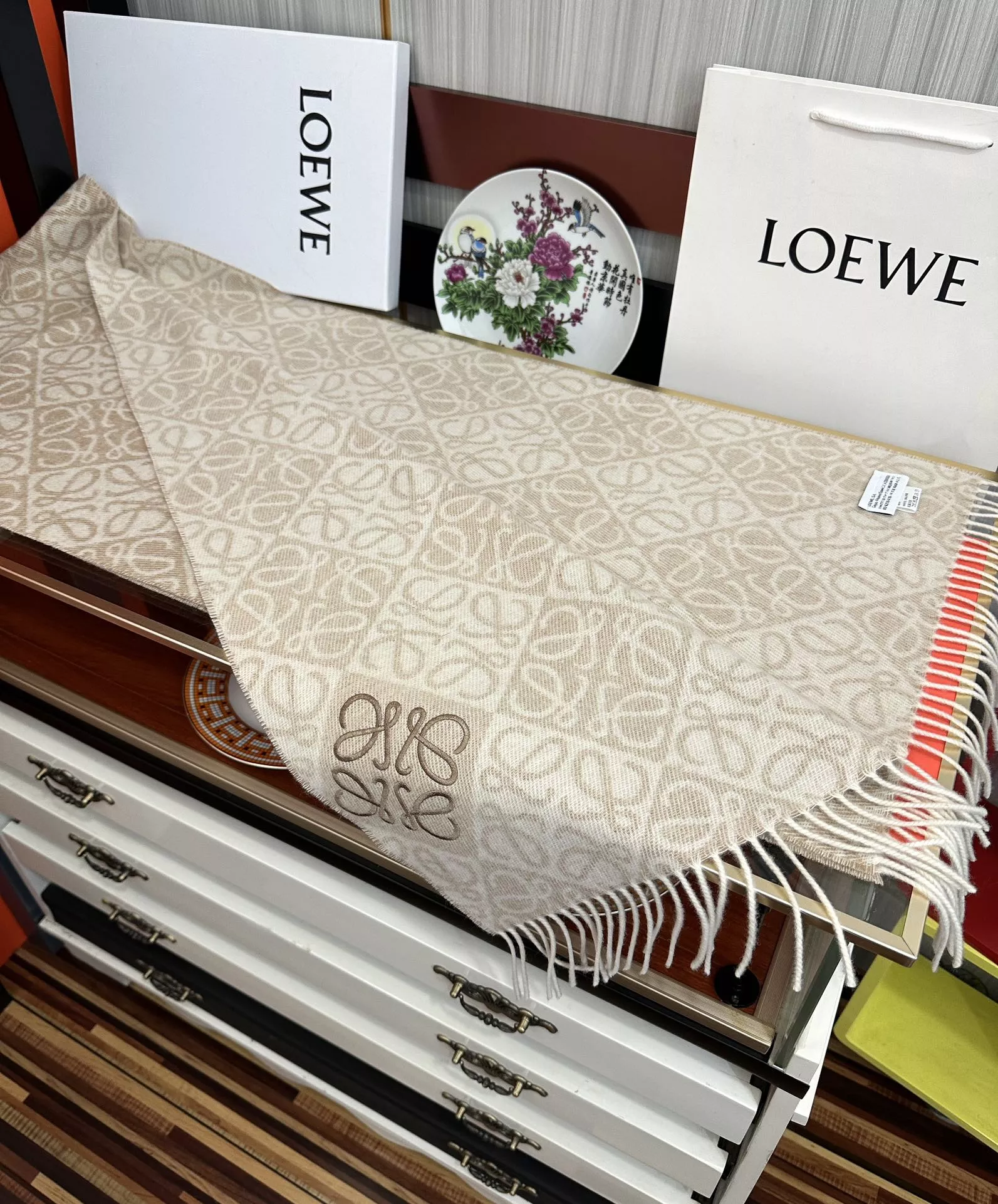 Breathable 6902 LOEWE Scarf For Unisex