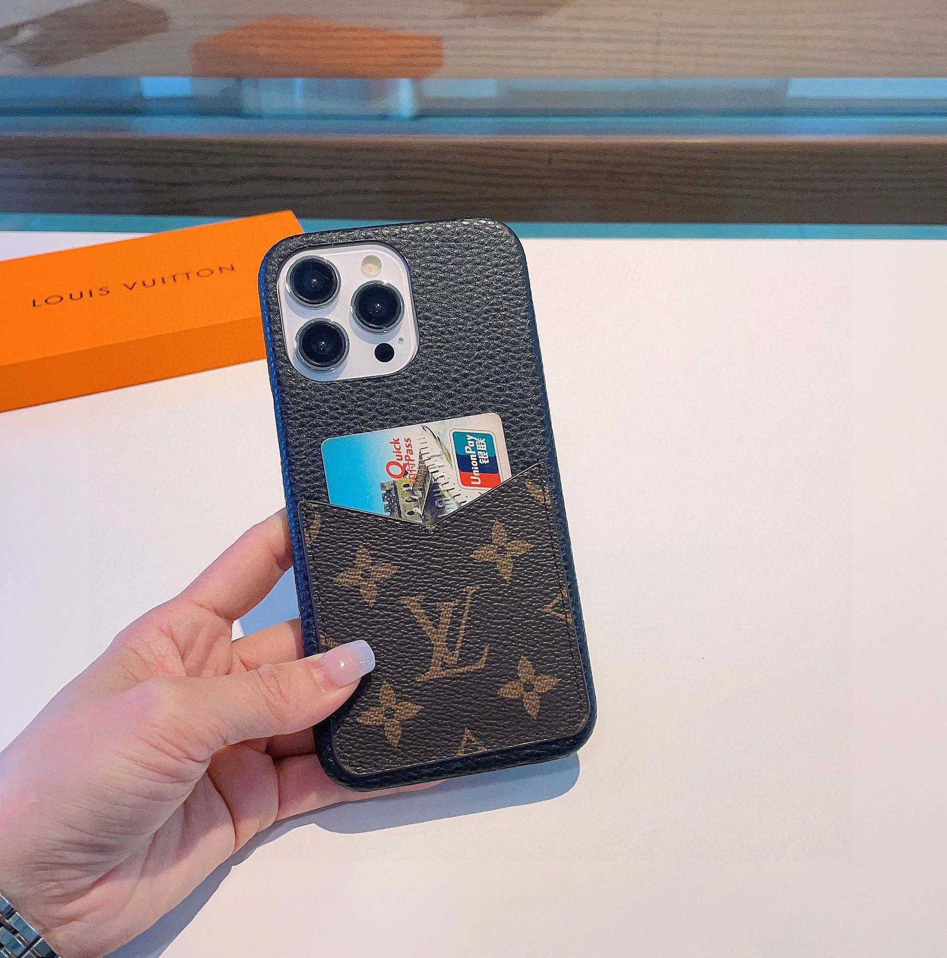 Breathable 7014 Louis Vuitton LV iPhone Case