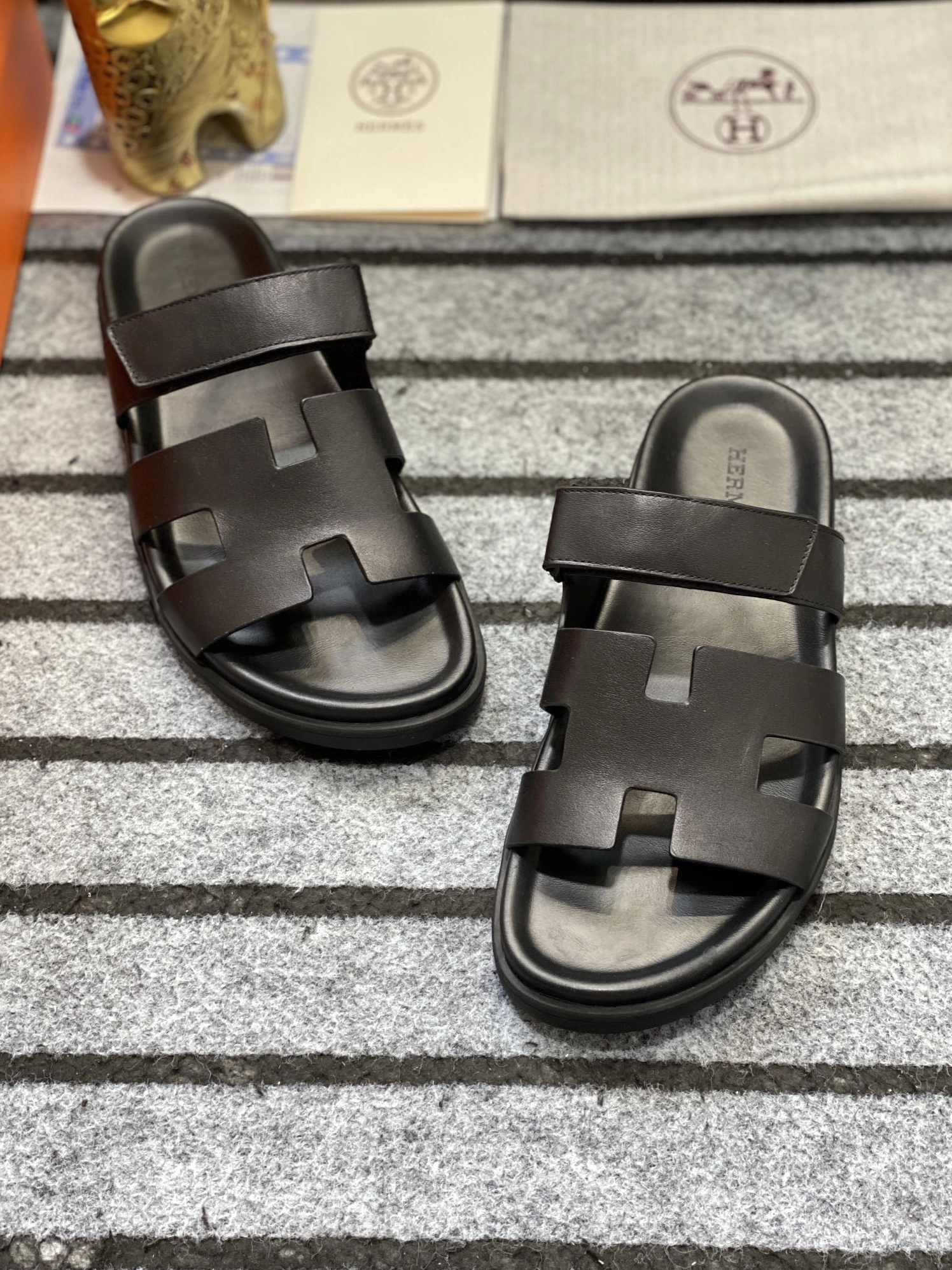 Breathable 7049 Hermes Sandal For Men