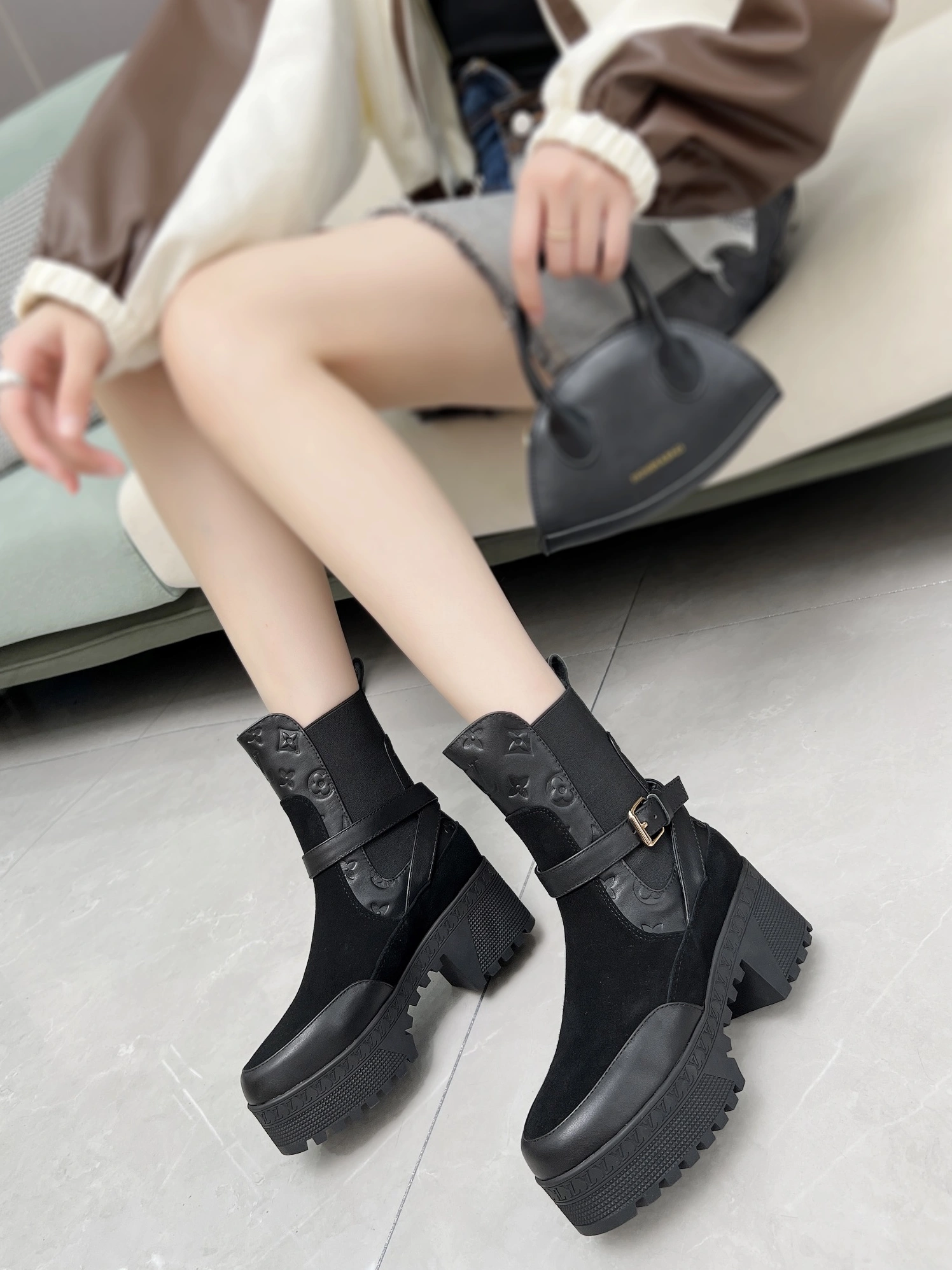 Breathable 7227 Louis Vuitton Boots For Women