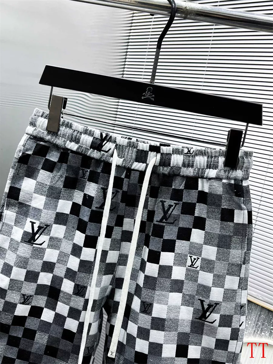 Breathable 7270 Louis Vuitton LV Tracksuits Short Sleeved For Men