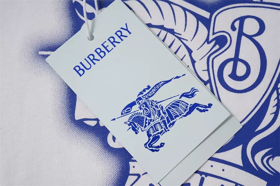 Breathable 7435 Burberry T-Shirts Short Sleeved For Unisex