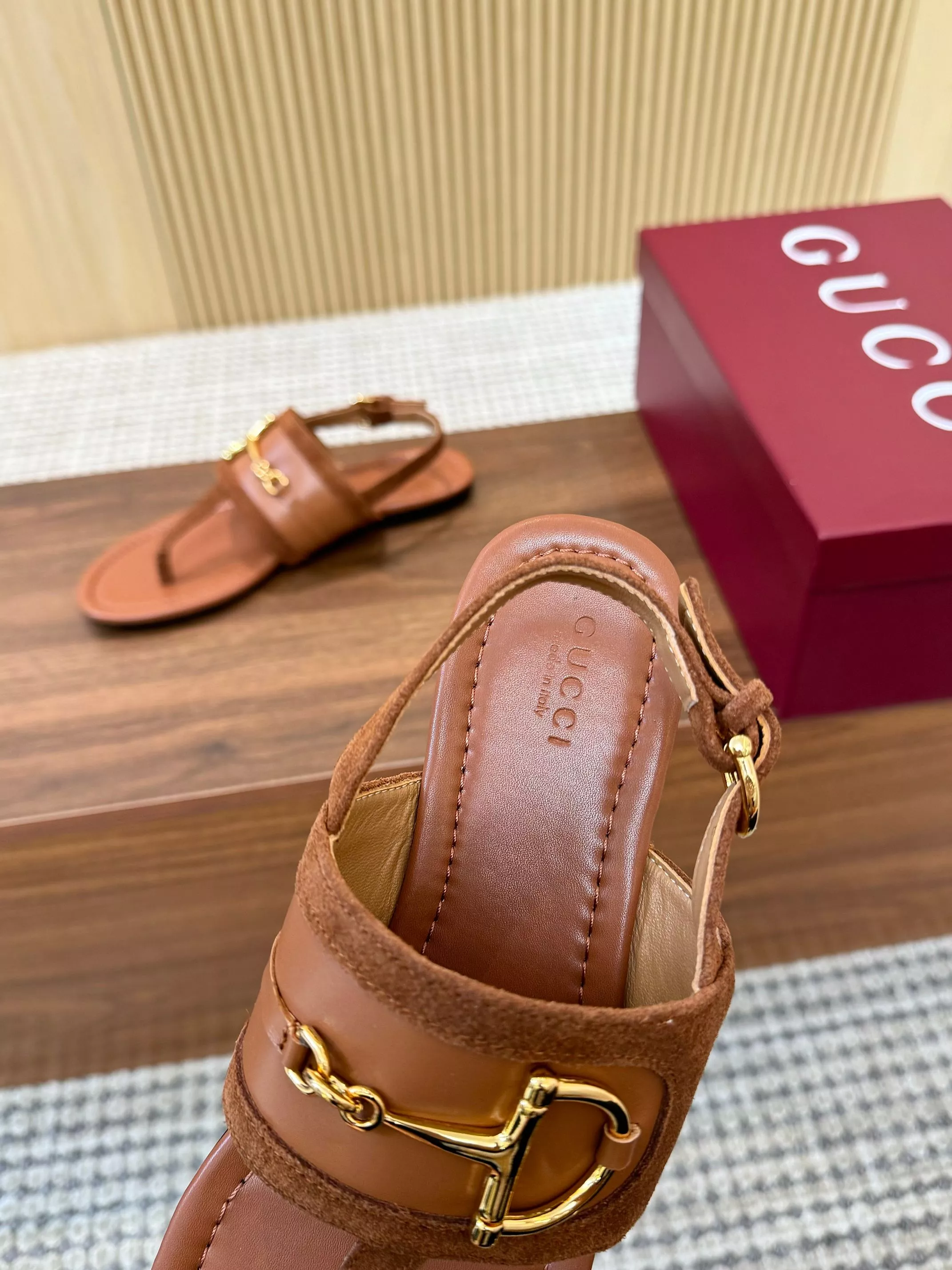 Breathable 7454 Gucci Sandal For Women