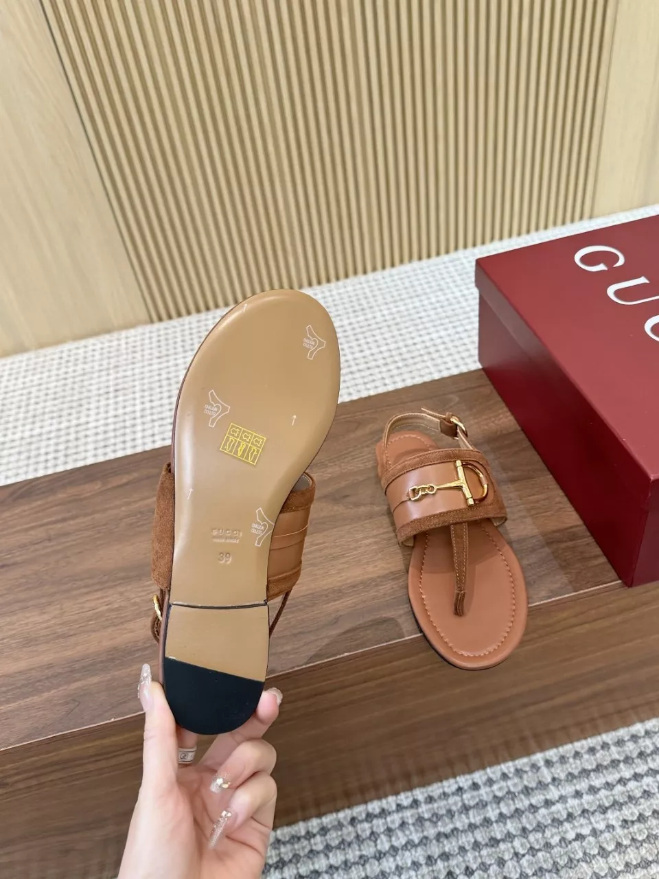 Breathable 7454 Gucci Sandal For Women