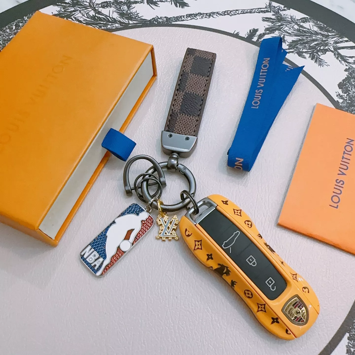 Breathable 7618 Louis Vuitton LV Key Holder And Bag Buckle