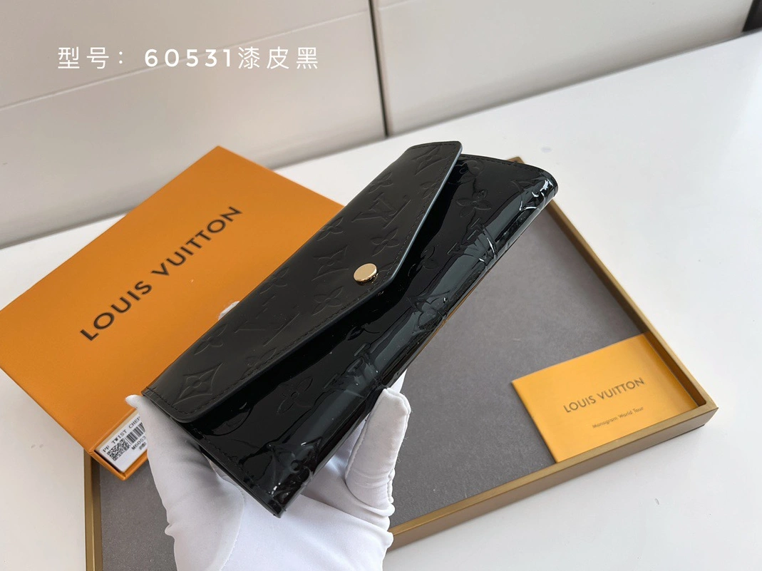 Breathable 781 Louis Vuitton AAA Quality Wallets