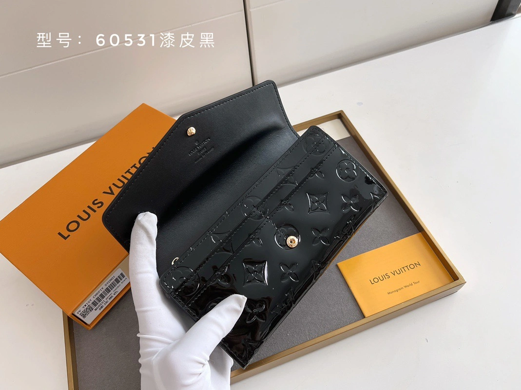 Breathable 781 Louis Vuitton AAA Quality Wallets