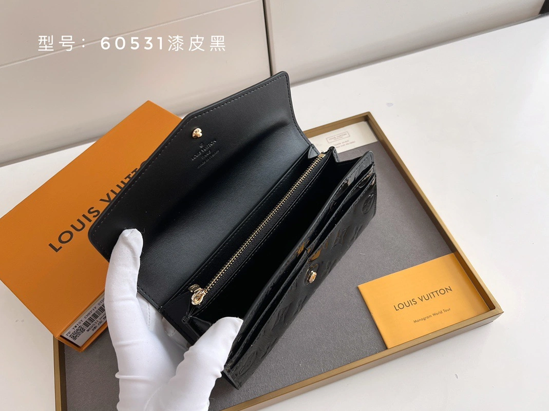 Breathable 781 Louis Vuitton AAA Quality Wallets