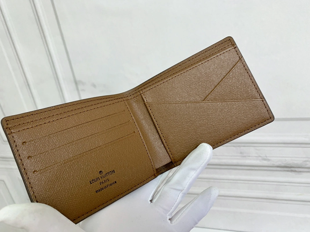 Breathable 8000 Louis Vuitton LV Wallets For Unisex