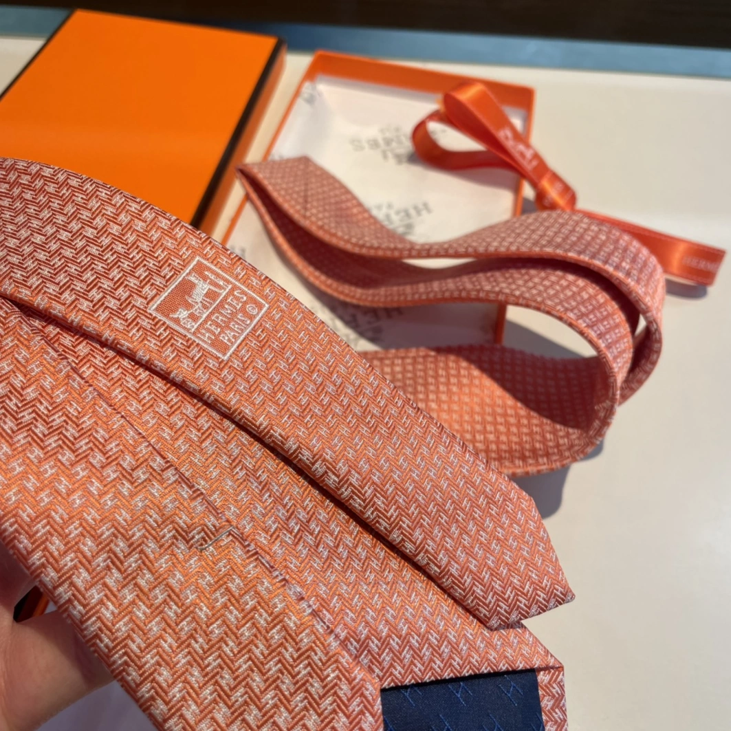 Breathable 8104 Hermes Necktie For Men