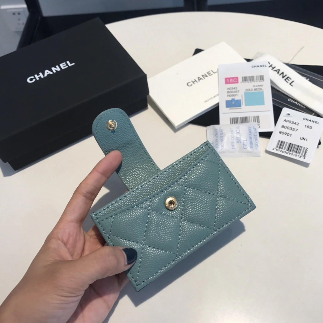 Breathable 8632 Chanel AAA Quality Card Case For Women