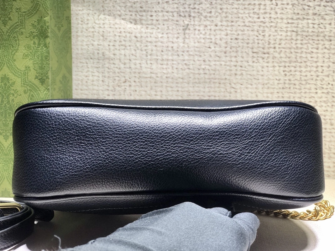 Breathable 8670 Gucci AAA Quality Shoulder Bags For Women