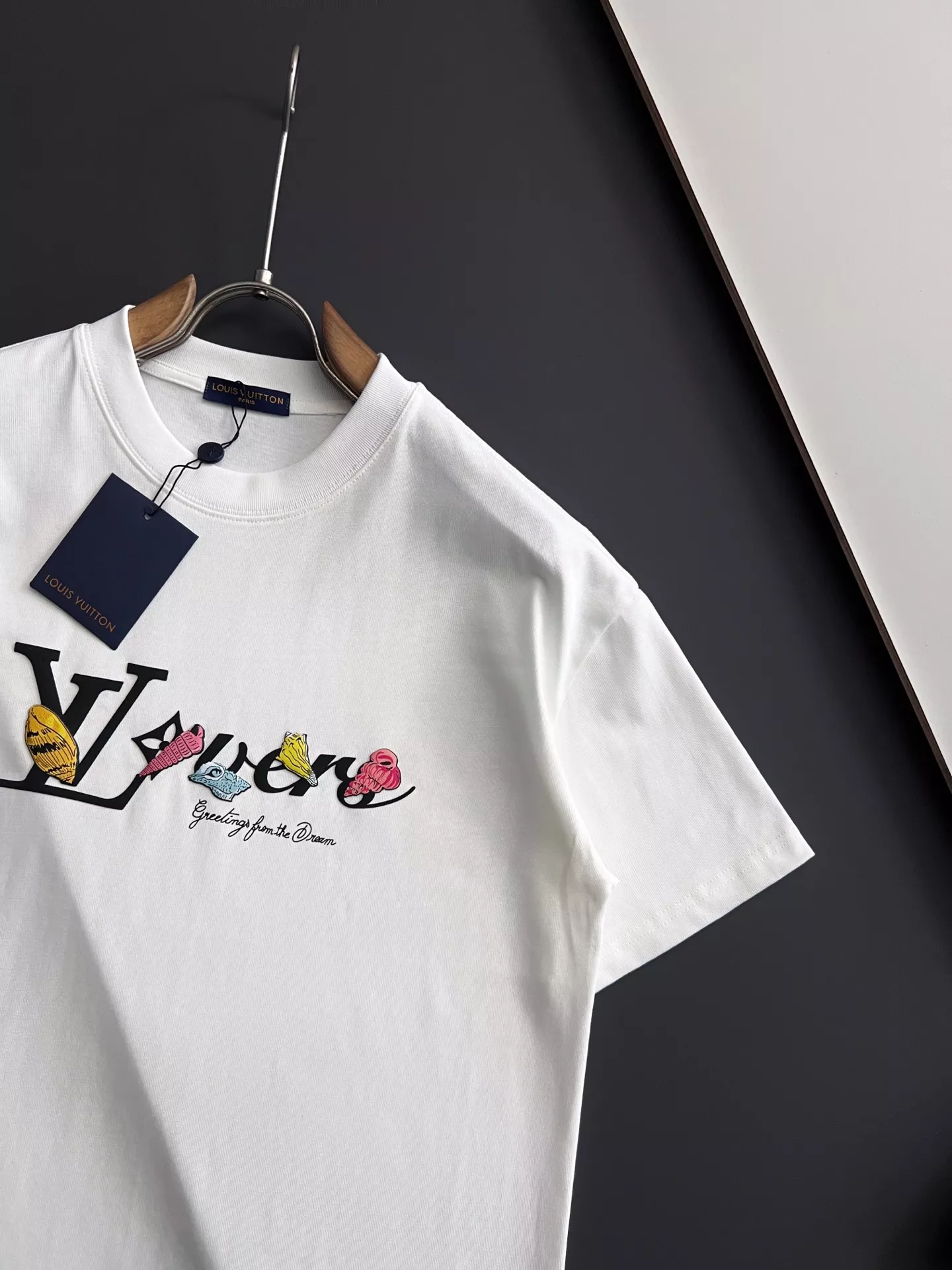 Breathable 8843 Louis Vuitton LV T-Shirts Short Sleeved For Men