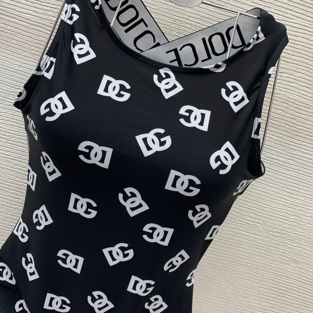 Breathable 8915 Dolce & Gabbana Bathing Suits For Women