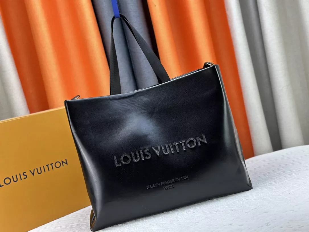 Breathable 8935 Louis Vuitton AAA Quality Tote-Handbags For Women