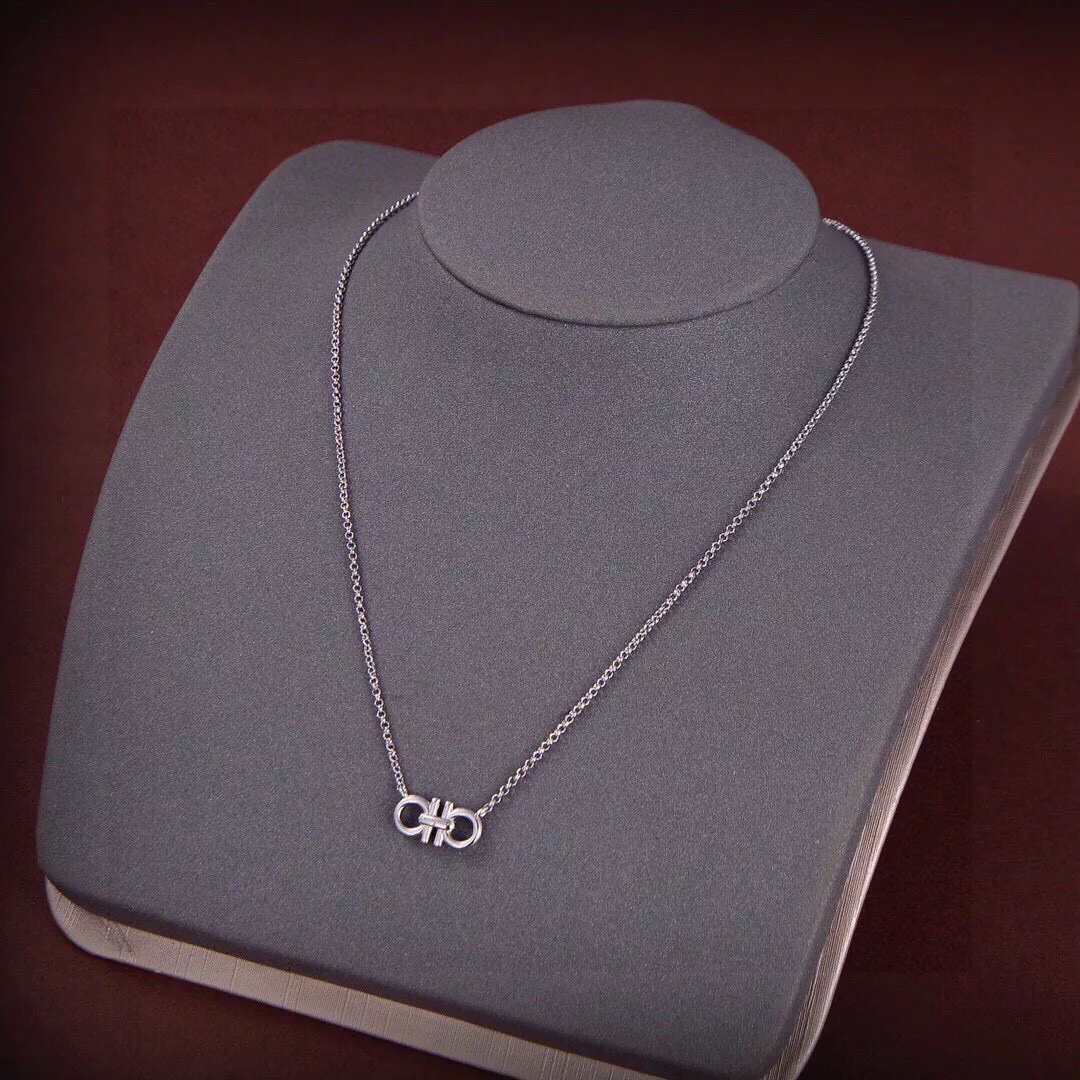 Breathable 8999 Salvatore Ferragamo Necklaces