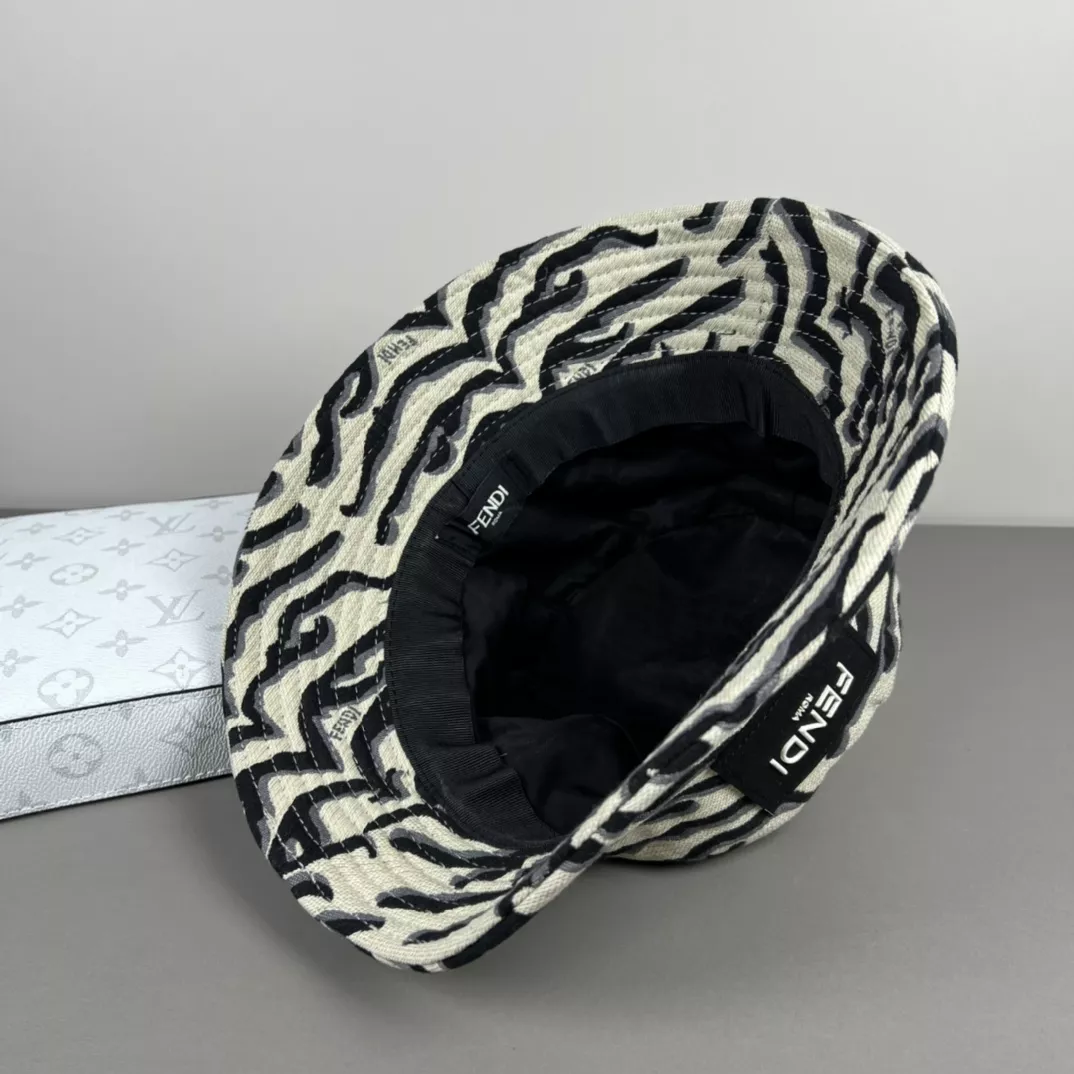 Breathable 9043 Fendi Caps