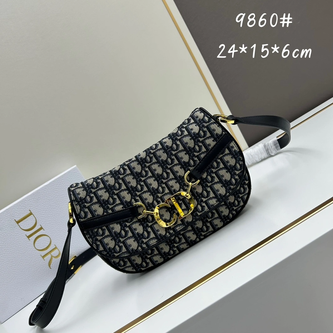 Breathable 9058 Christian Dior AAA Quality Messenger Bags For Women