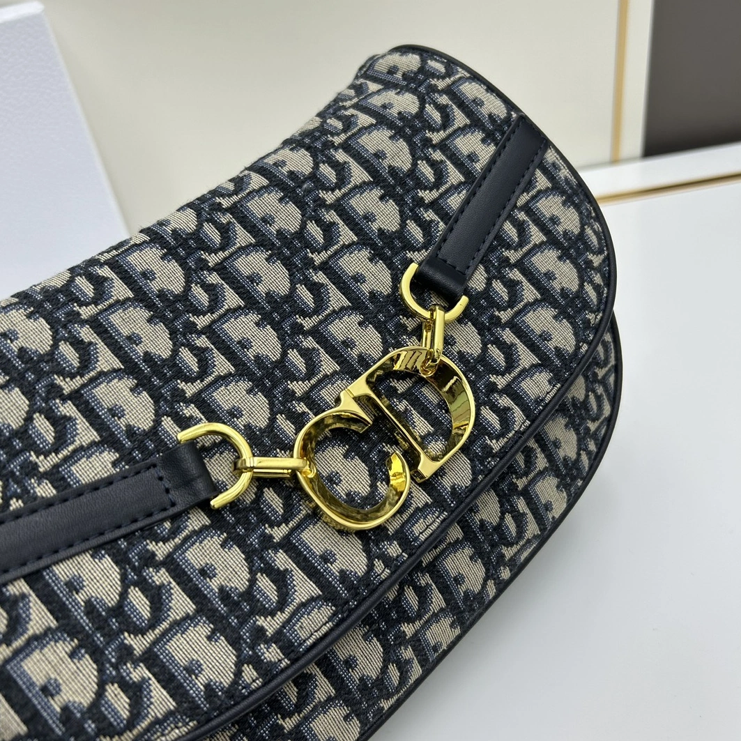 Breathable 9058 Christian Dior AAA Quality Messenger Bags For Women