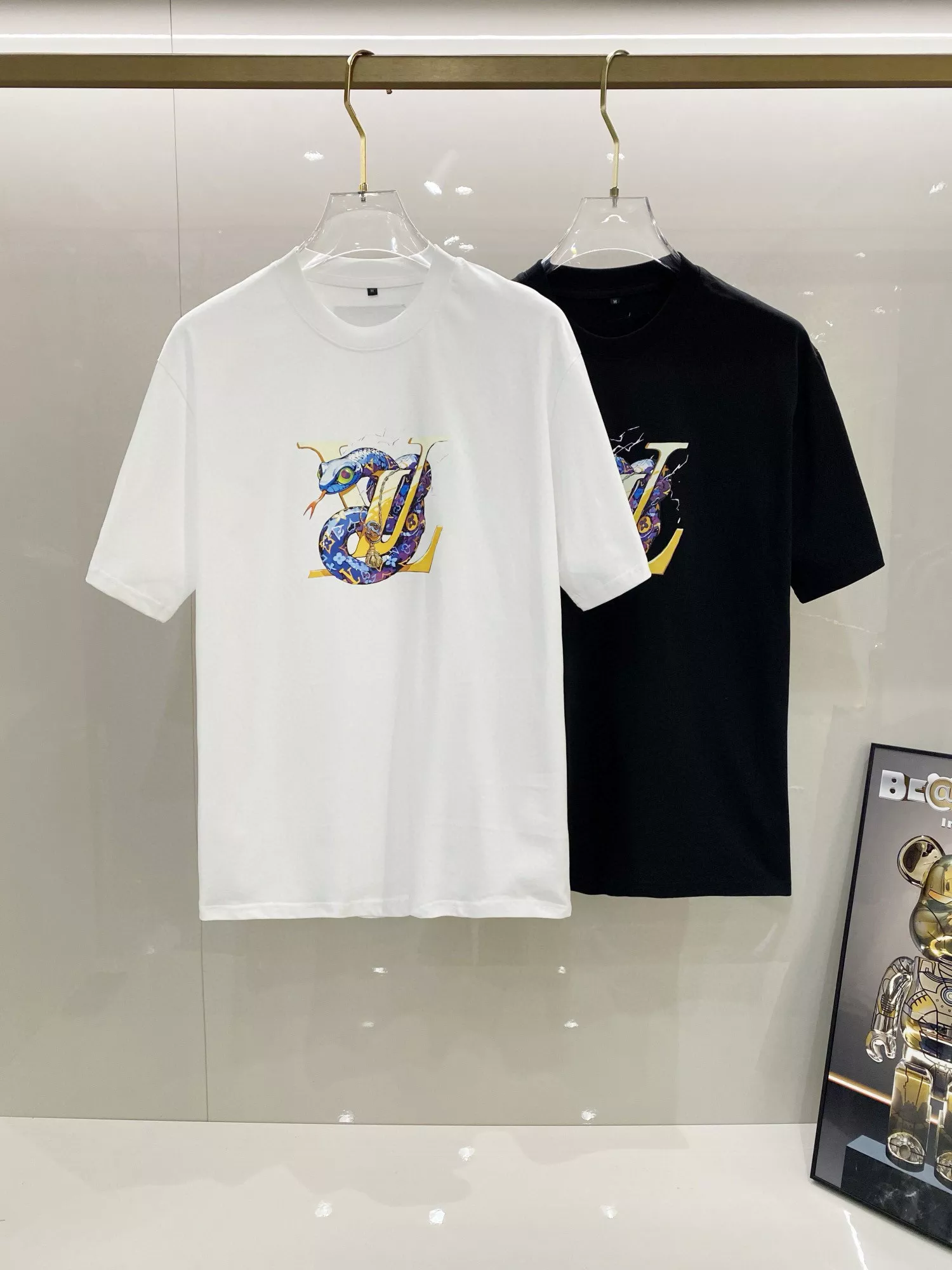 Breathable 9239 Louis Vuitton LV T-Shirts Short Sleeved For Unisex