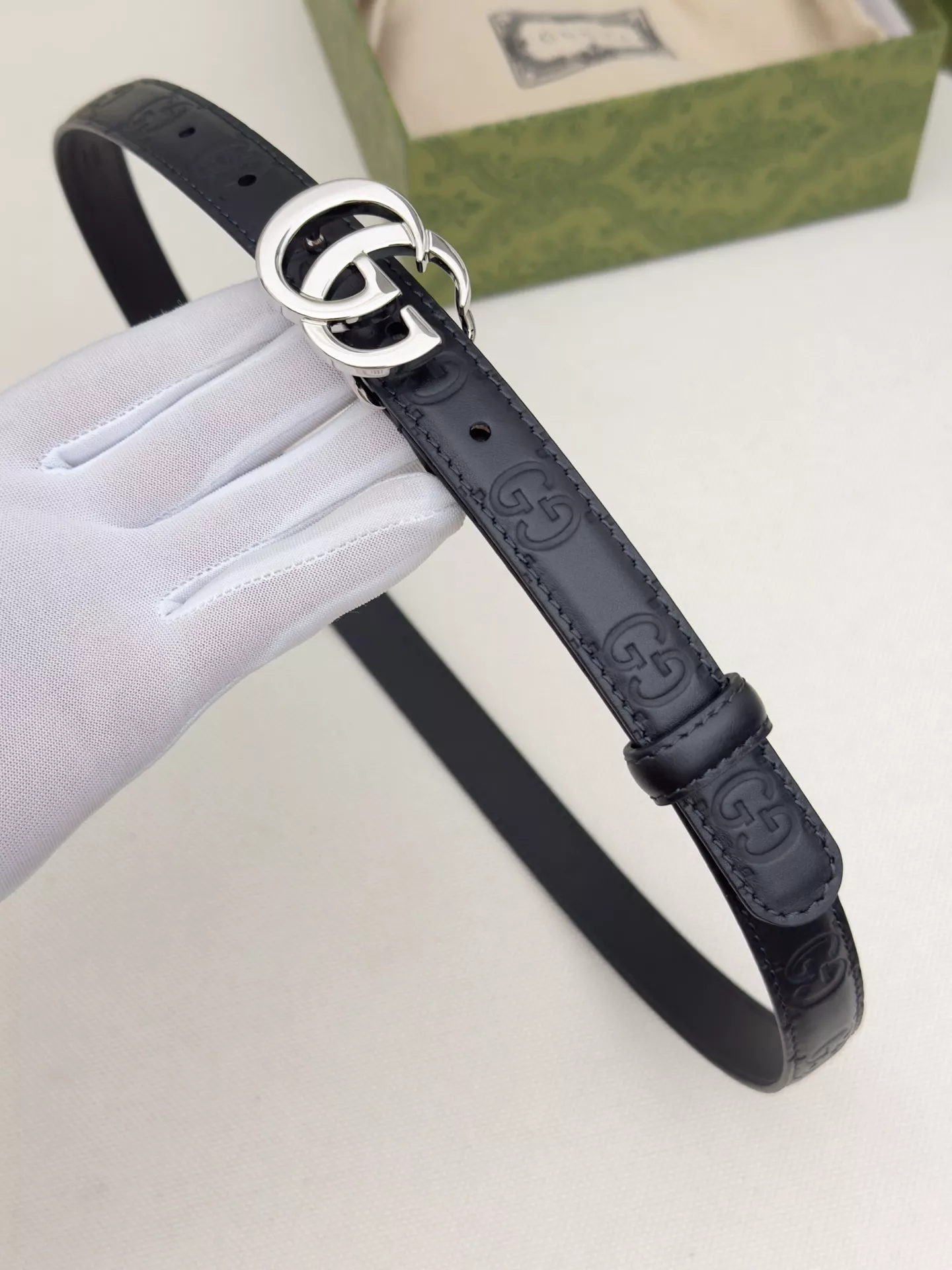 Breathable 940 Gucci AAA Quality Belts In 2.0cm For Women