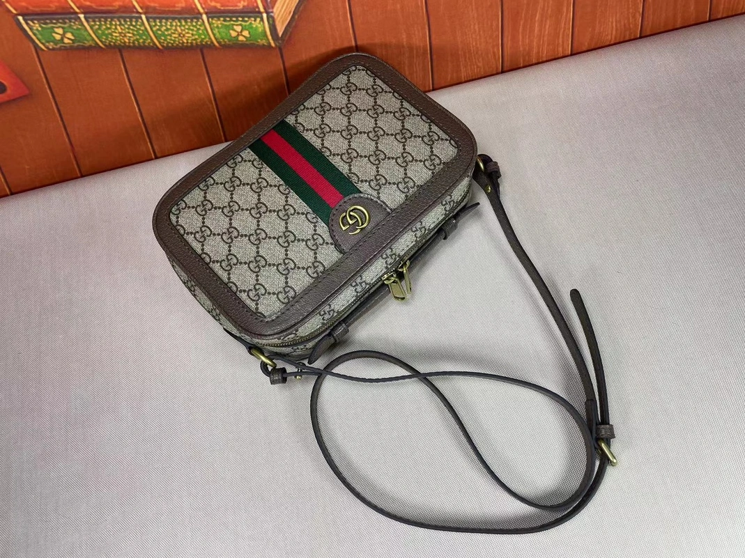 Breathable 9593 Gucci AAA Quality Messenger Bags For Women