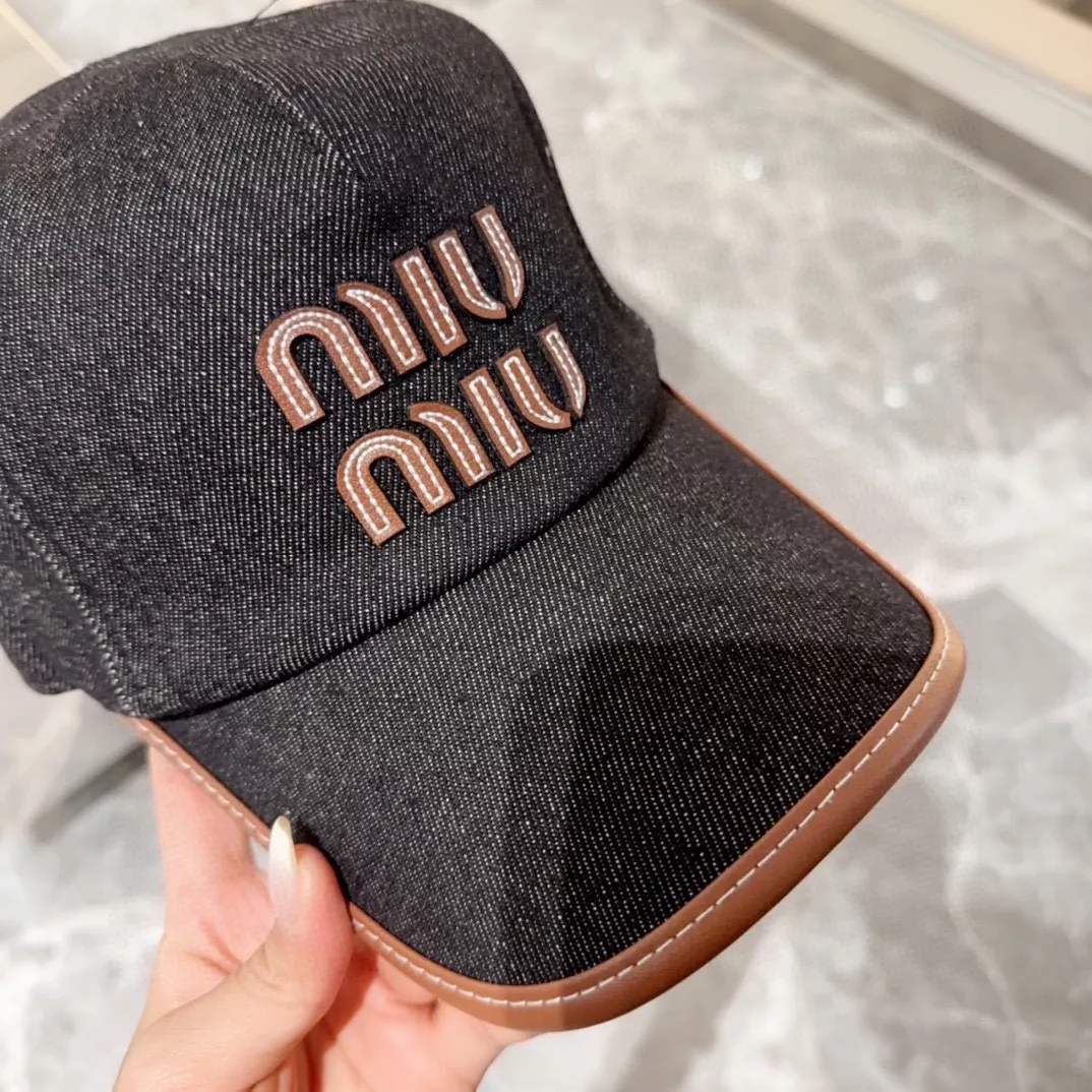 Breathable 9604 MIU MIU Caps