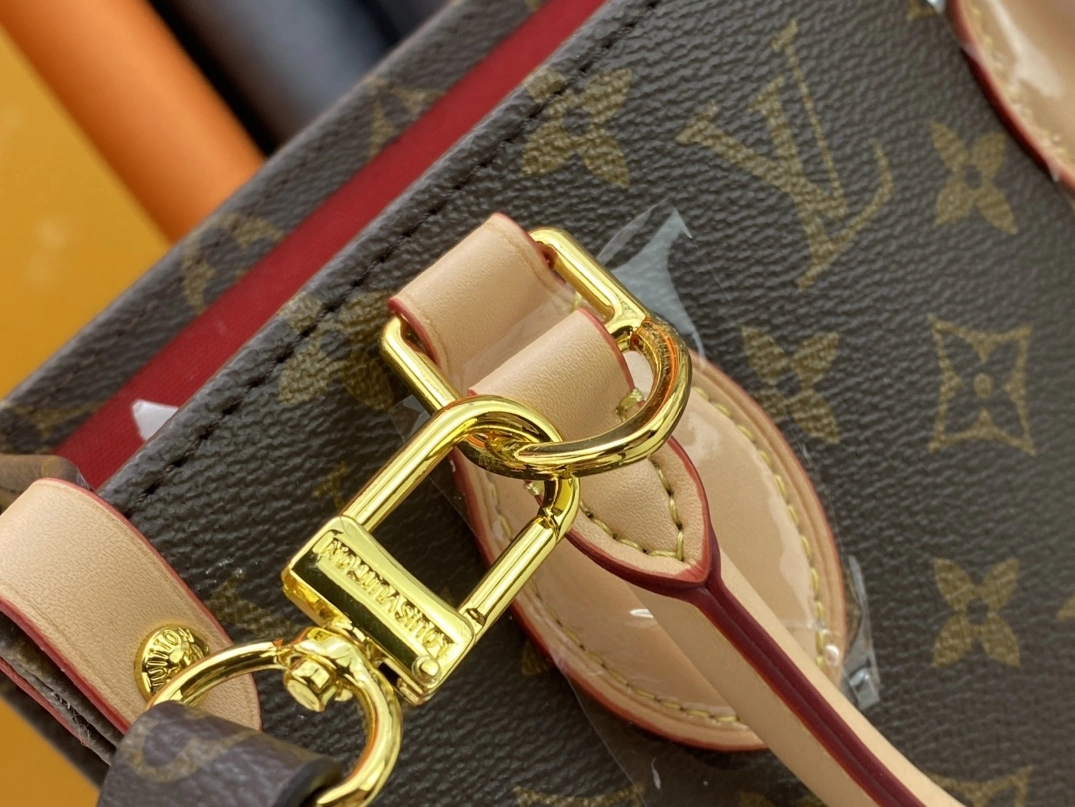 Breathable 9680 Louis Vuitton AAA Quality Handbags For Women