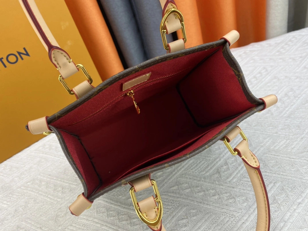 Breathable 9680 Louis Vuitton AAA Quality Handbags For Women