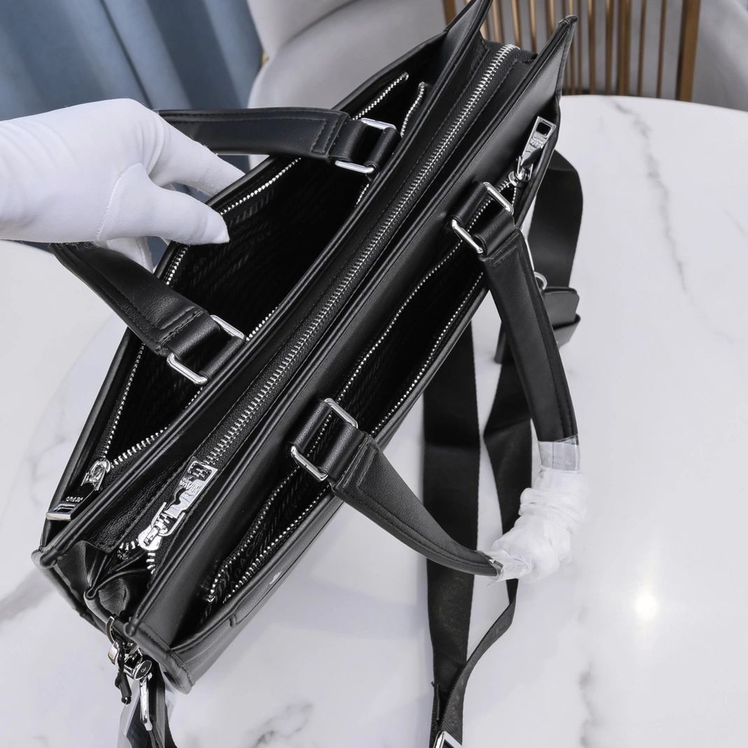 Breathable 9712 Prada AAA Man Handbags