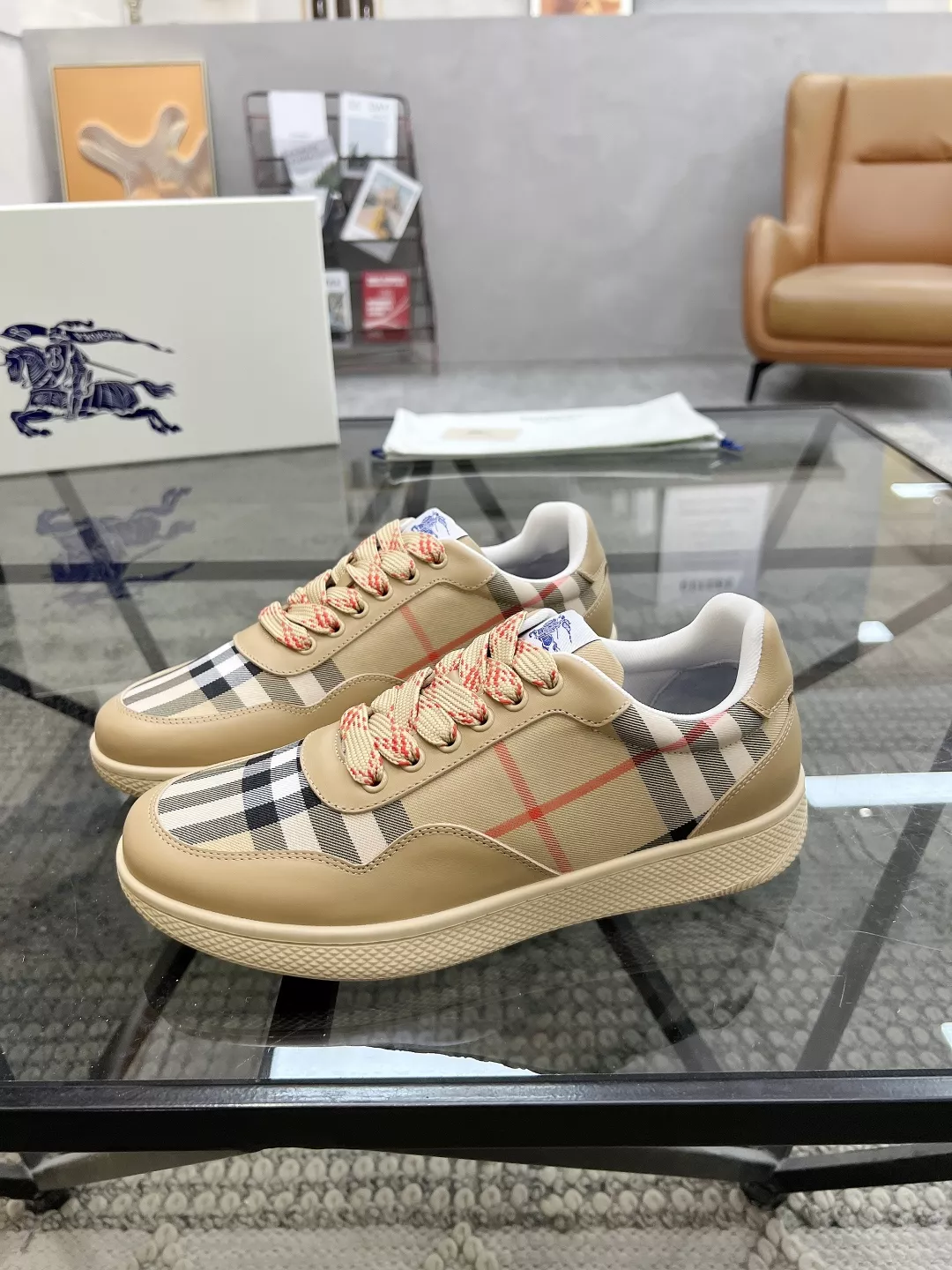 Breathable 9729 Burberry Casual Shoes For Men