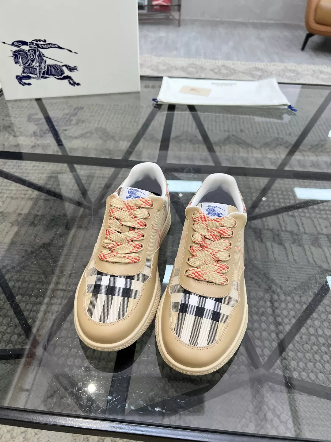 Breathable 9729 Burberry Casual Shoes For Men