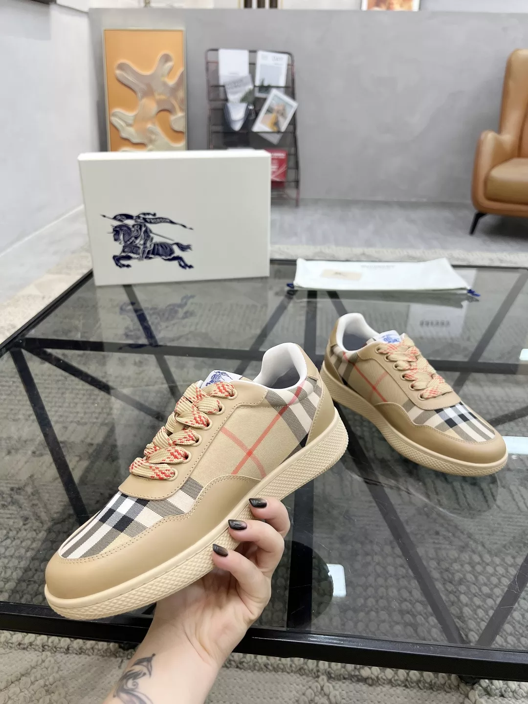 Breathable 9729 Burberry Casual Shoes For Men