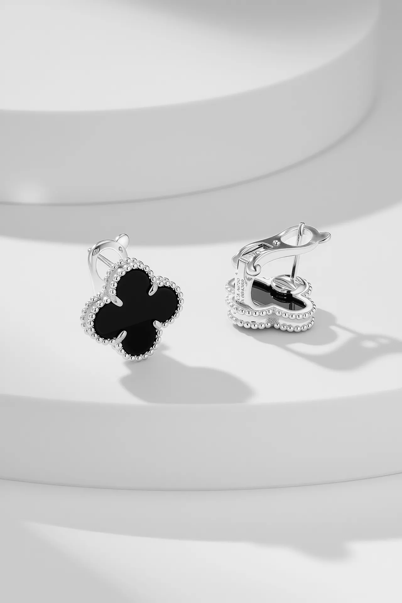 Breathable 9750 Van Cleef & Arpels Earrings For Women