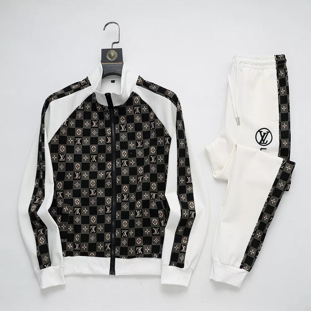 Breathable 988 Louis Vuitton LV Tracksuits Long Sleeved For Men